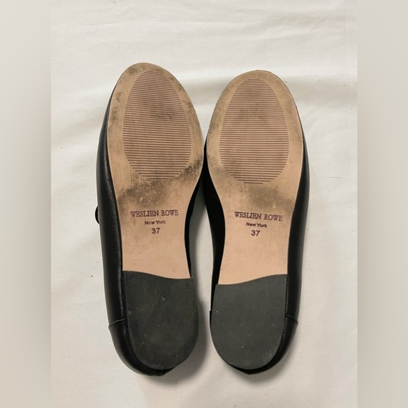 Kidskin Leather Loafers with Metal Branded Chain Accessory - Picture 11 of 12